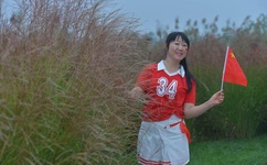 上课被同桌用手指抽插好爽